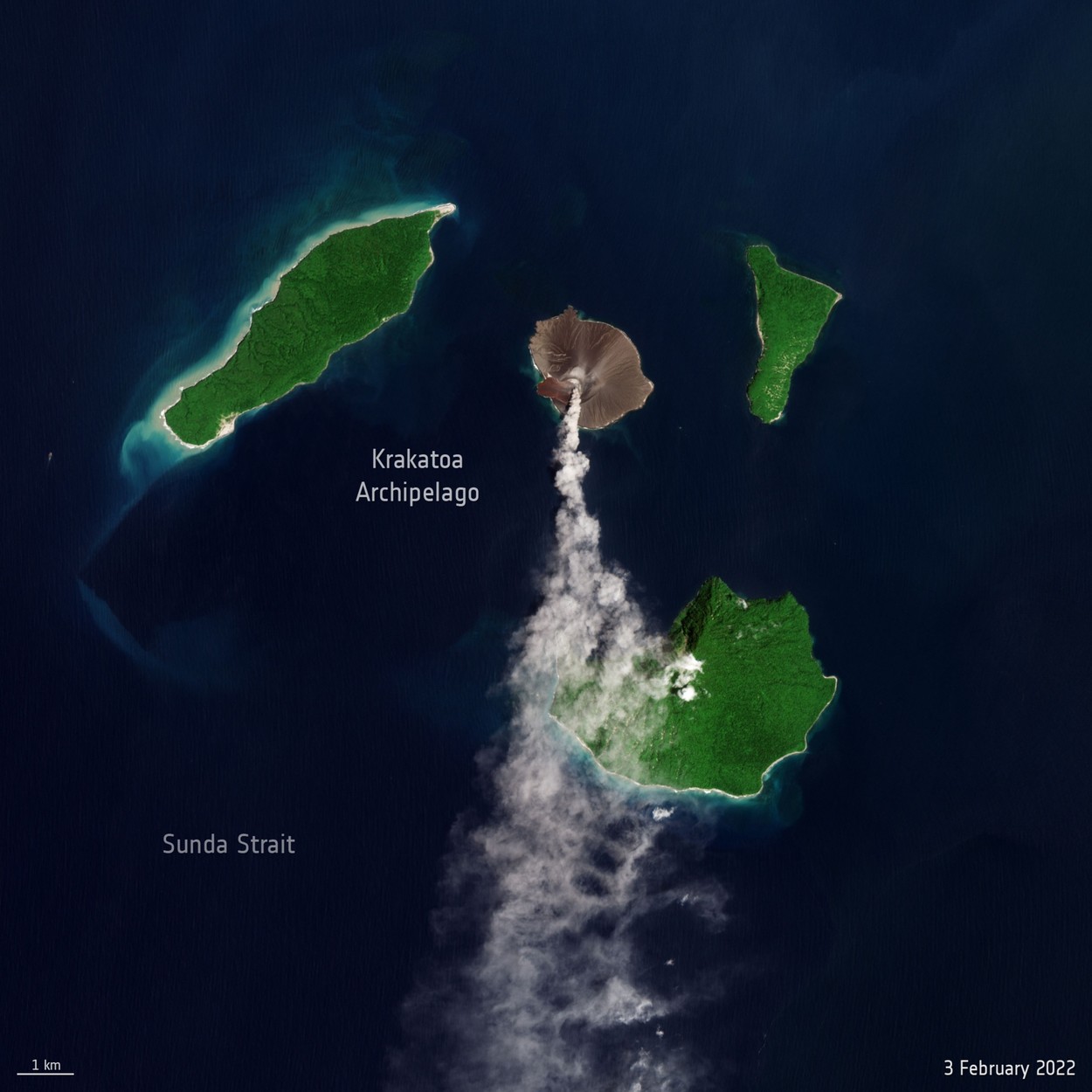 Un vulcan din Indonezia a expulzat în atmosferă o coloană de cenuşă înaltă de 1.500 de metri