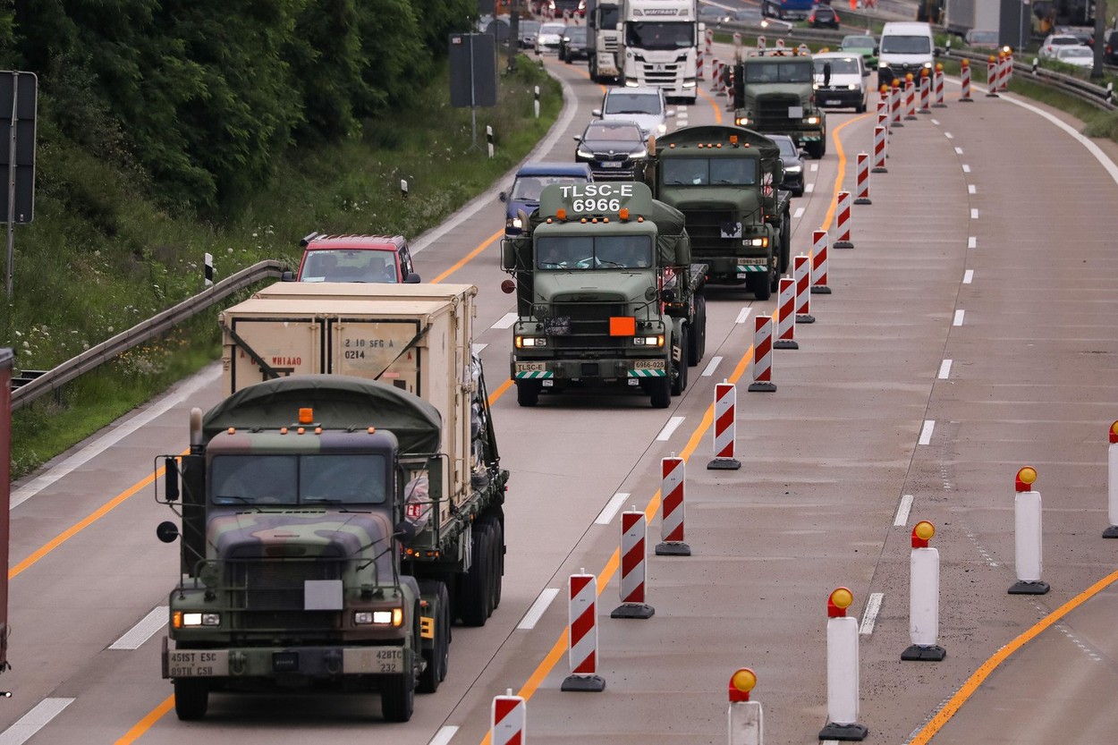 NATO va avea în România a doua platformă de aprovizionare militară a Ucrainei, după cea din Polonia, anunță un general al Alianței