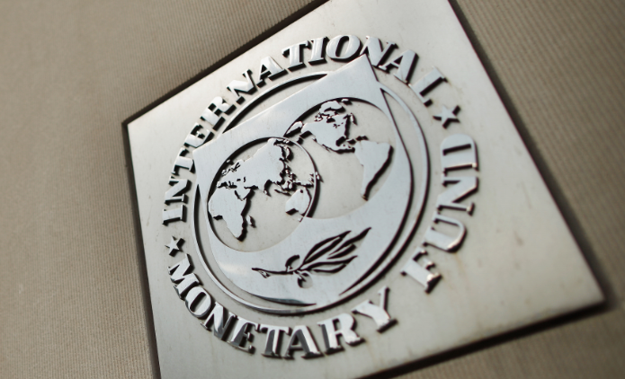Avertisment FMI: Va fi un an 2022 dificil şi un an 2023 şi mai dificil, cu un risc crescut de recesiune