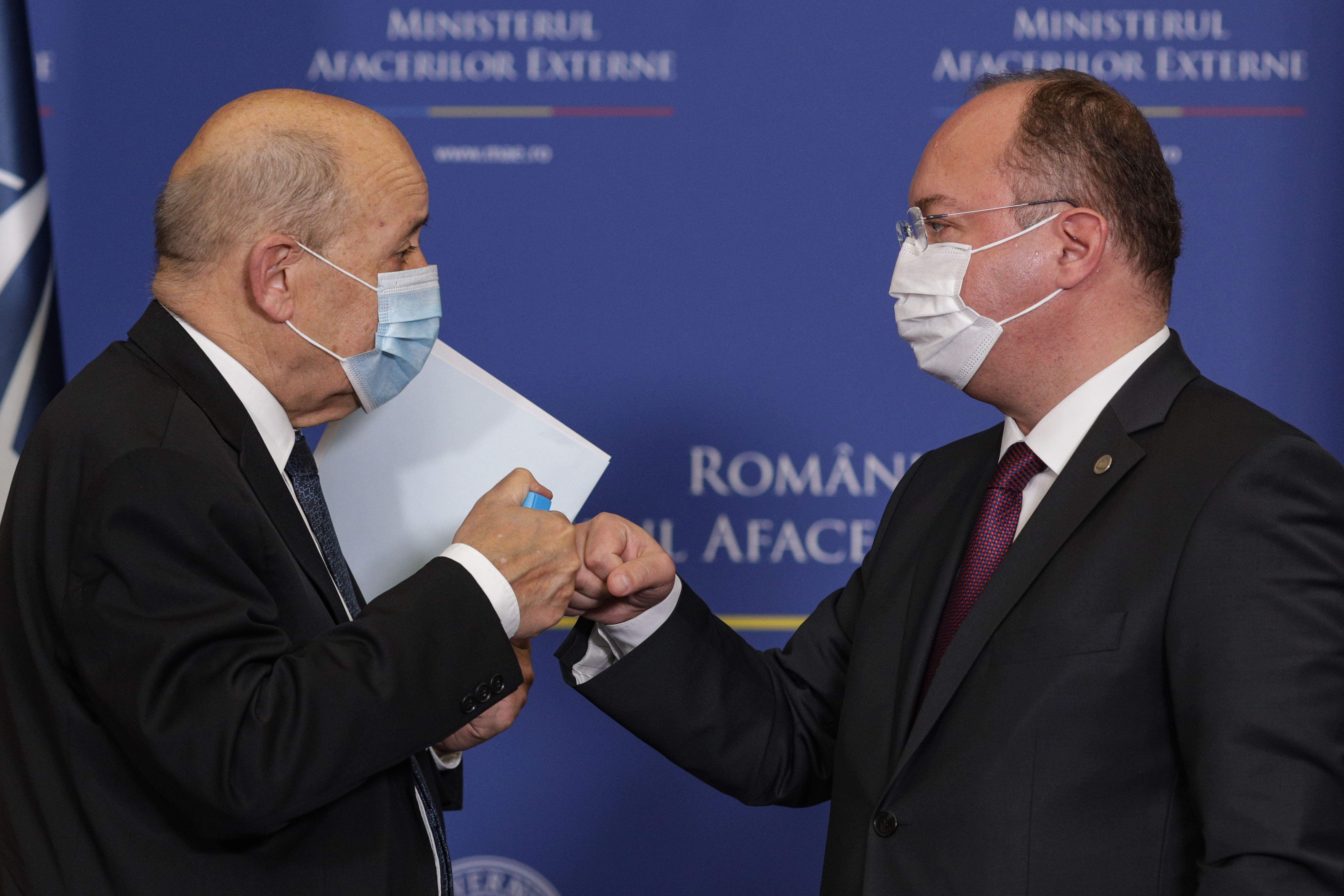 Ministrul francez de Externe: Nu se poate spune că prezenţa militară franceză în România este o provocare pentru Rusia