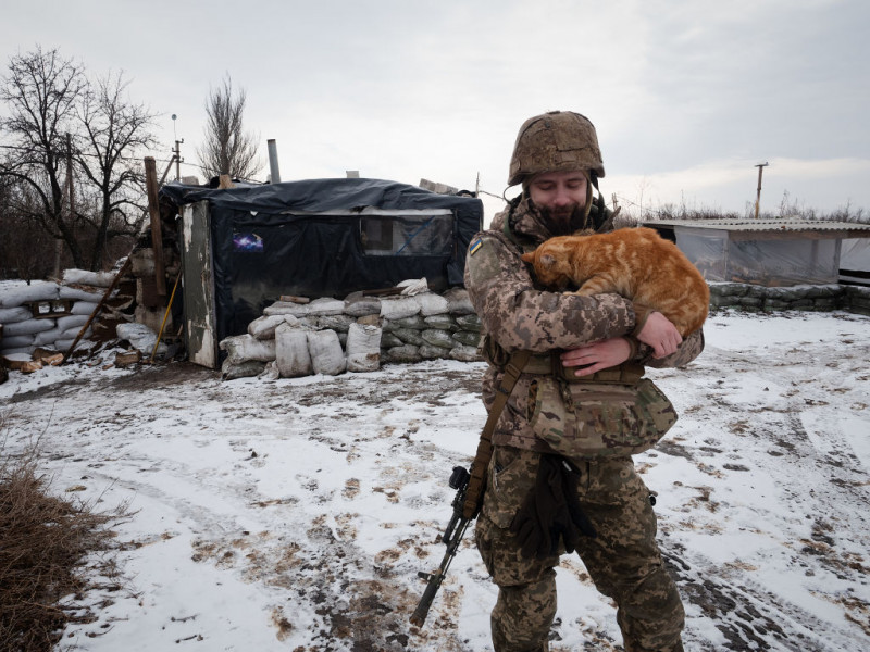 Ukrainian Servicemen Near Frontline Of Separatist-Held Region