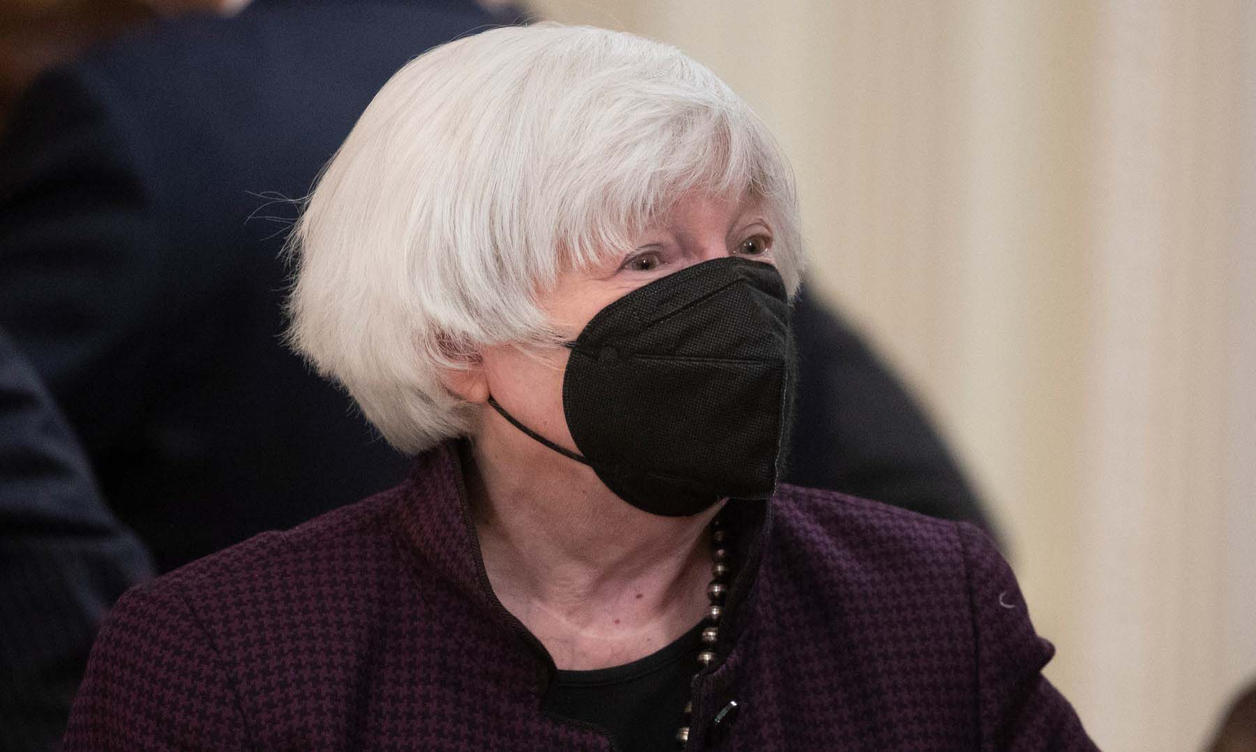 SUA avertizează China că poziţia sa faţă de Rusia îi ameninţă „integrarea” în economia mondială