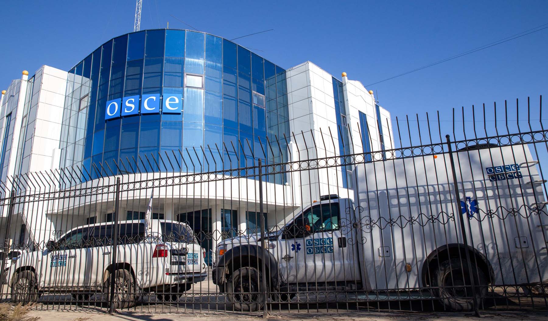 OSCE a convocat o reuniune pentru vineri, invitând Rusia să ofere informaţii despre activităţile sale militare