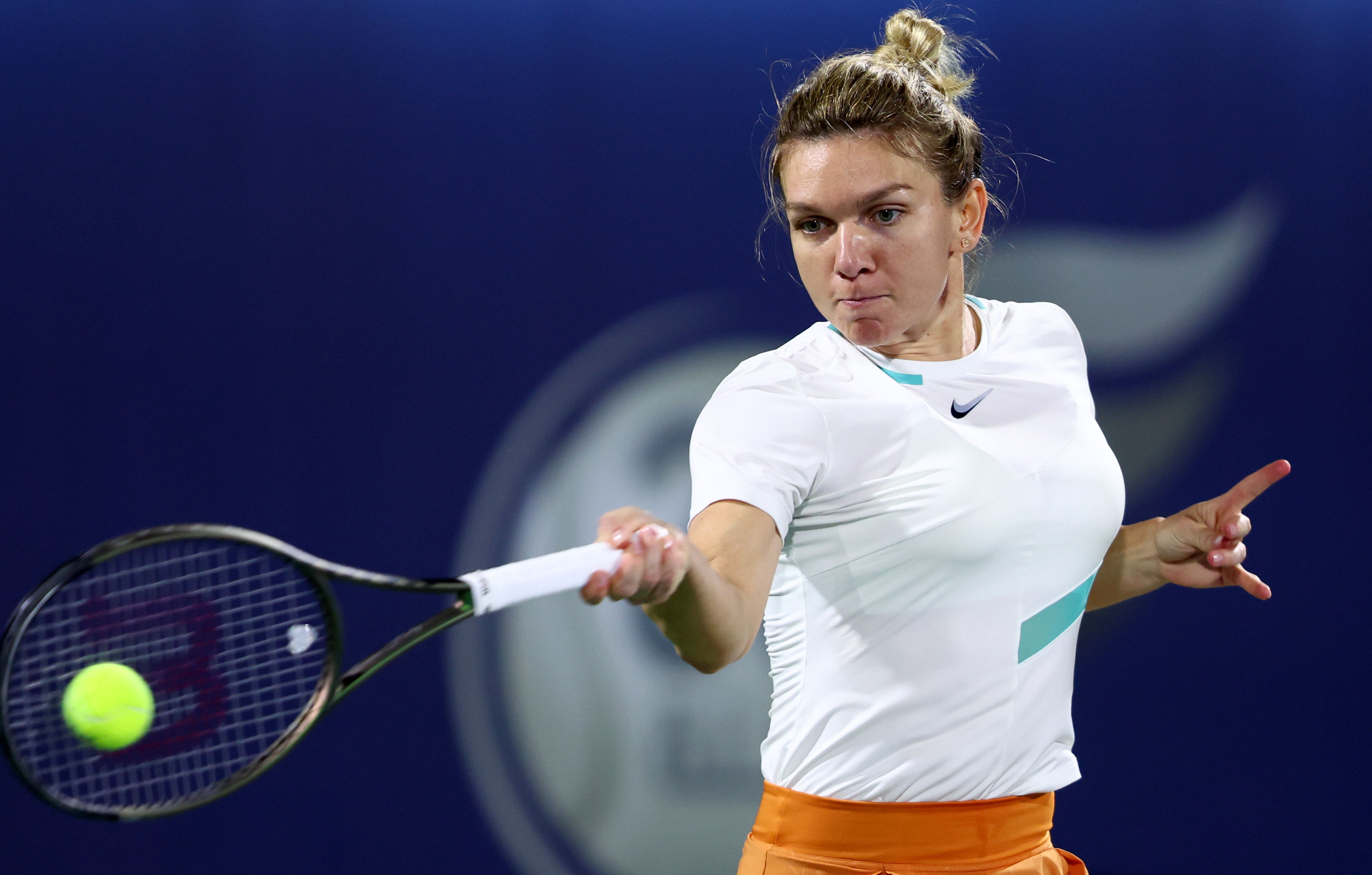Simona Halep a eliminat ultimul cap de serie la Dubai și s-a calificat în semifinală. Adversară redutabilă în penultimul act