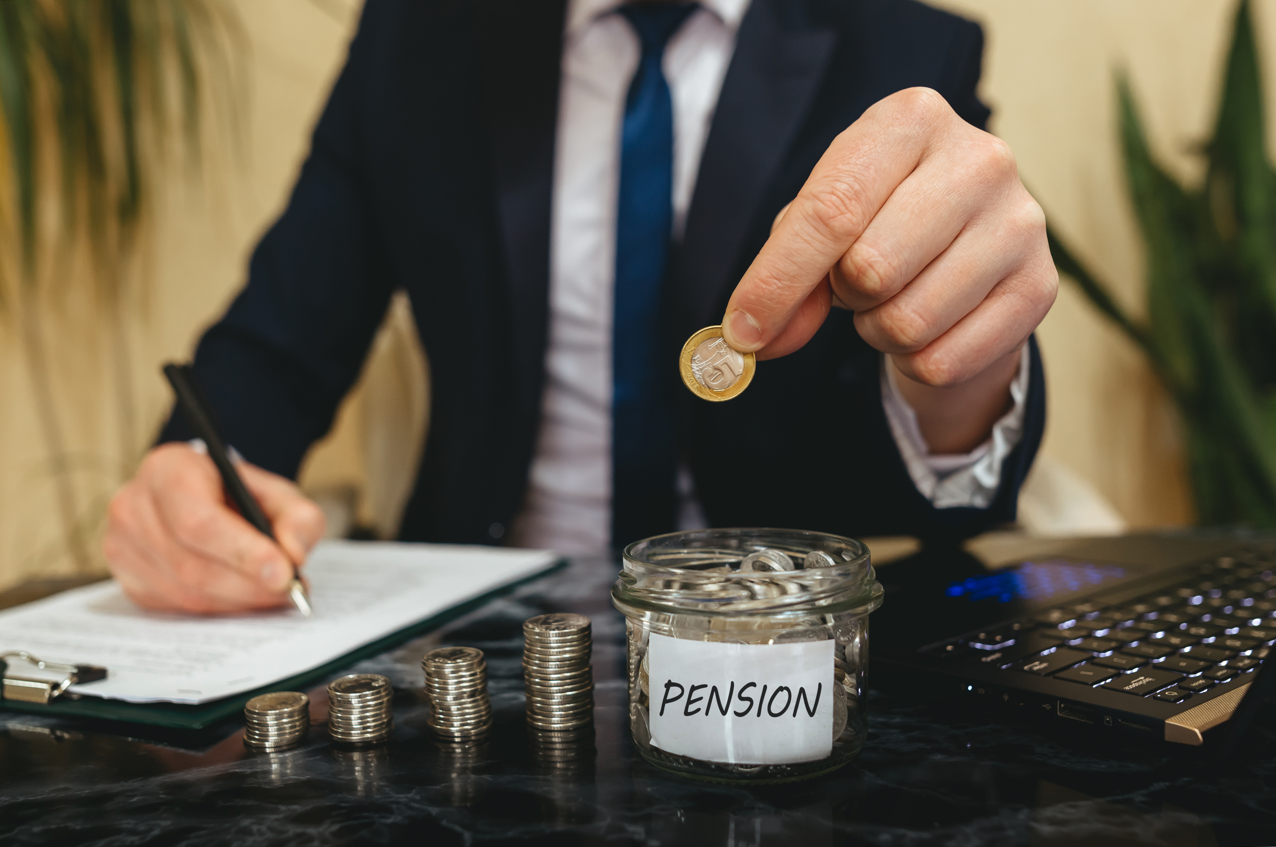 Apare o nouă pensie în România. ASF a autorizat primul administrator de fond pentru Pilonul 4