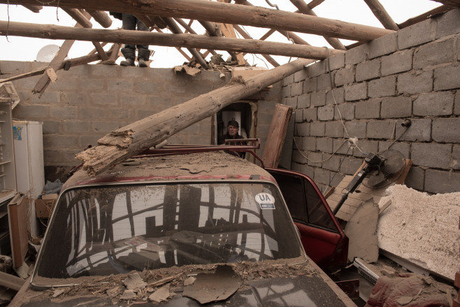 Ukraine: Artillery strikes in the town of Stanytsia Luhanska