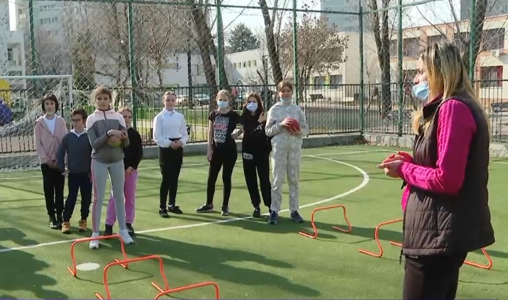 Absolvenții de gimnaziu ar putea susține și o probă de sport la Evaluarea Națională (proiect)