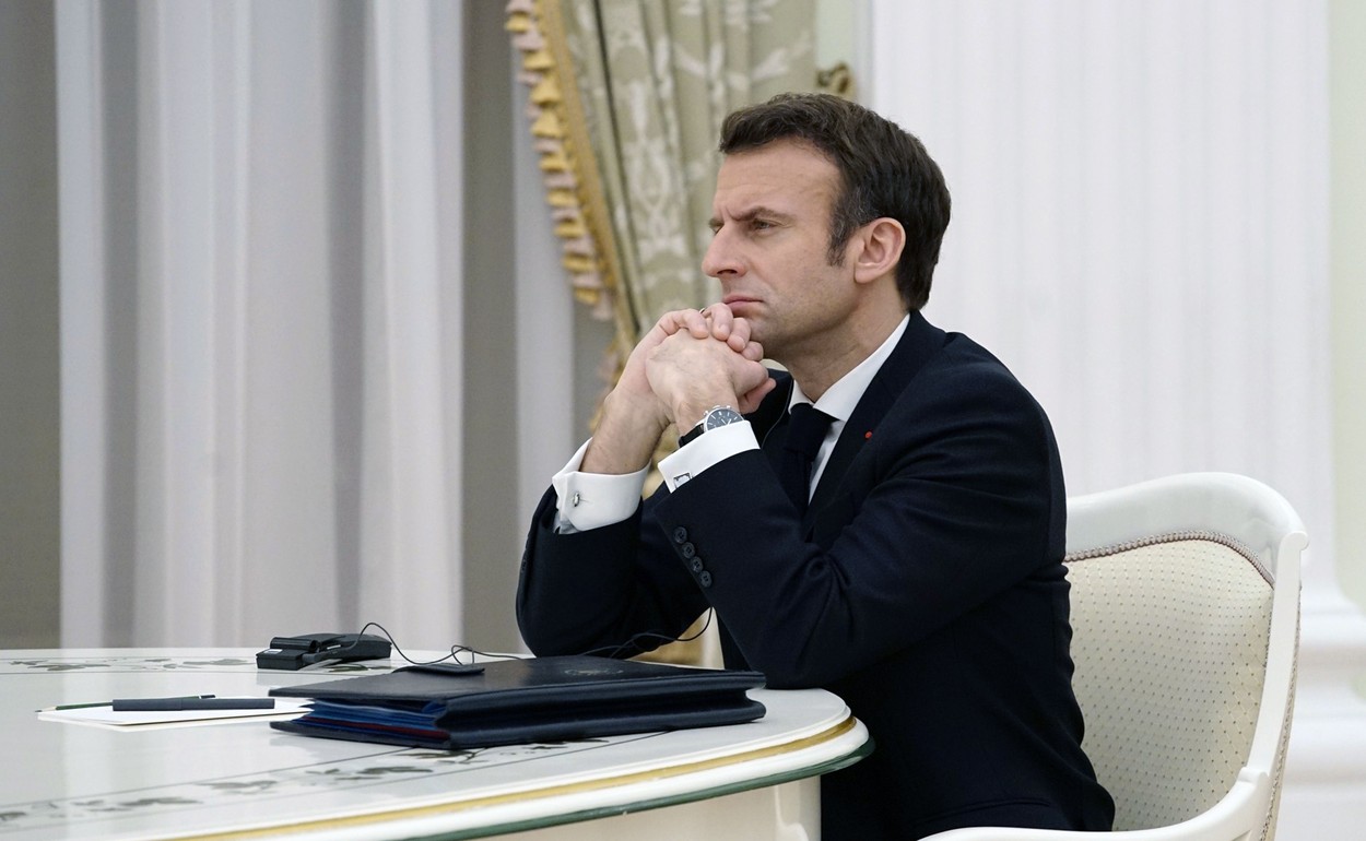 CTP: Macron a zbârcit-o din aroganță. S-a crezut mai șmecher decât era cazul în raport cu Putin