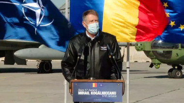 Klaus Iohannis la baza militara de la Mihail Kogalniceanu