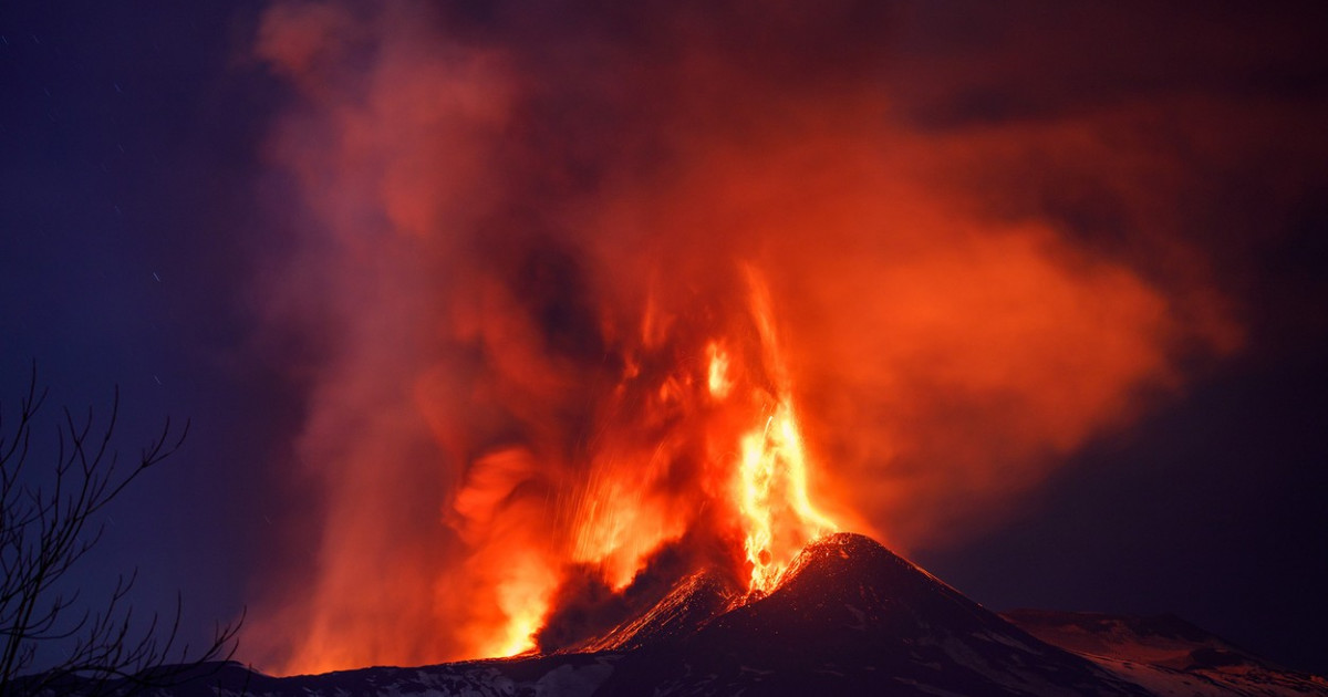L’Etna, il vulcano più attivo d’Europa, erutta di nuovo