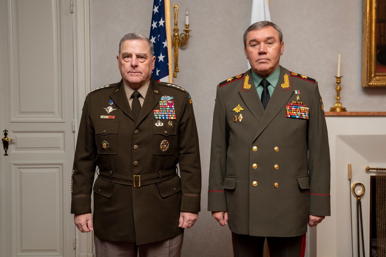 Șefii de Stat Major ai armatelor din SUA și Rusia au avut o discuție al cărei conținut rămâne secret