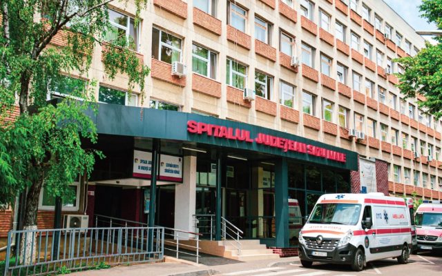 Anchetă la Spitalul Judeţean de Urgenţă Satu Mare, după ce un pacient s-ar fi spânzurat de mânerul unei ferestre de la toaletă
