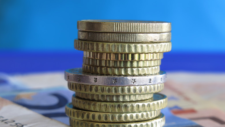 Acţiunile băncilor din zona euro se prăbuşesc. Indicele bursier a scăzut joi cu 8,6%, ştergând toate câştigurile din 2022