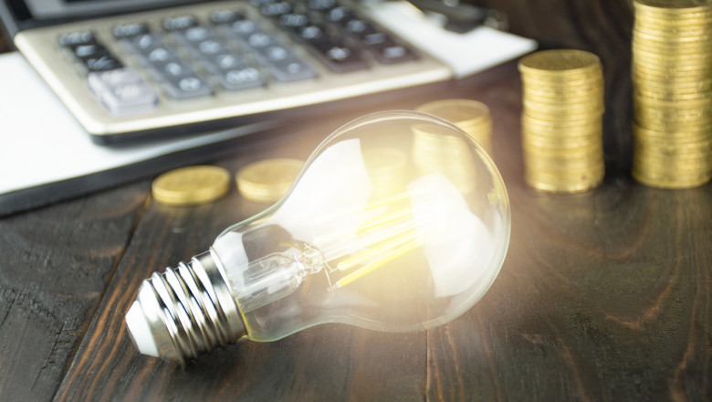 Ciucă: Dacă e nevoie să punem nişte plafoane pentru costurile de producţie şi preţul energiei, e o măsură pe care PNL o susţine