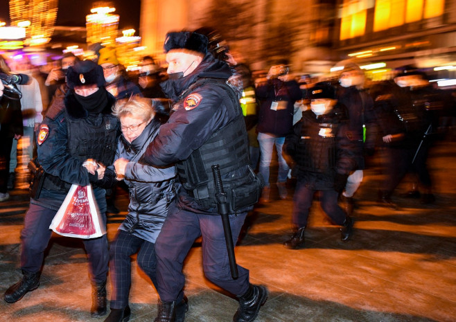 protest moscova arestari 4 profimedia