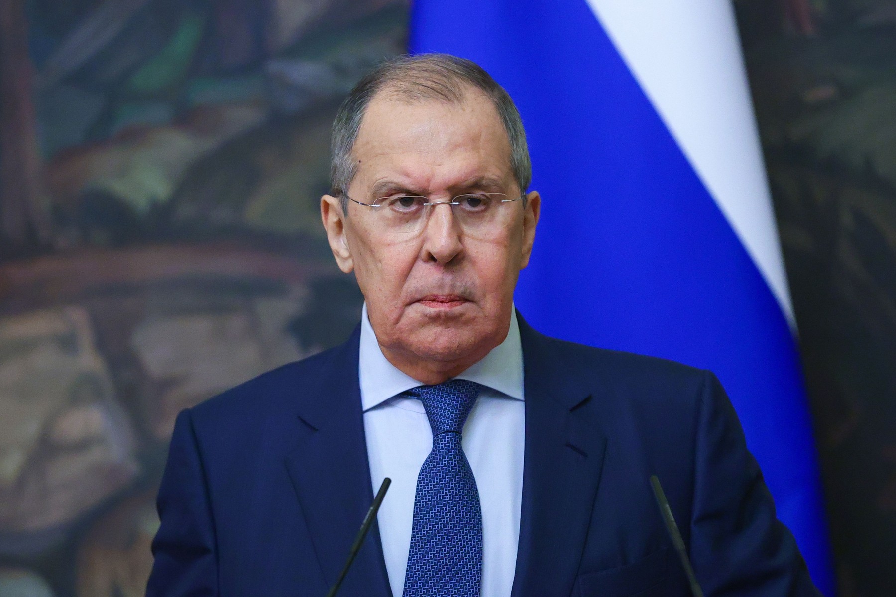 Lavrov a refuzat să răspundă întrebărilor reporterului CNN. I-a tăiat microfonul și a cerut întrebări de la un jurnalist chinez