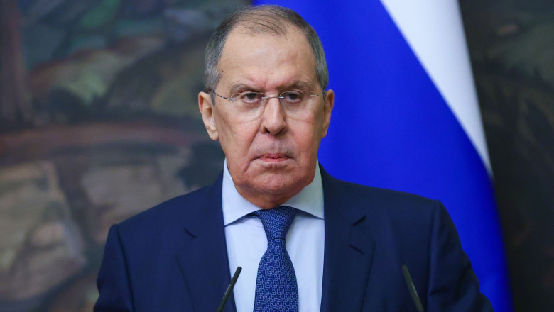 Russian FM Says NATO wants to drag Ukraine into Alliance - 31 Jan 2022