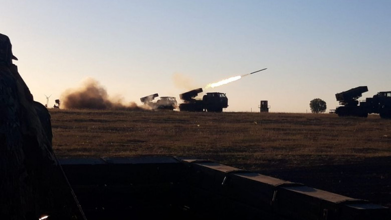MApN: Exercițiu de amploare în poligonul Capu Midia. Militarii români se pregătesc să plece în Polonia pentru o misiune NATO