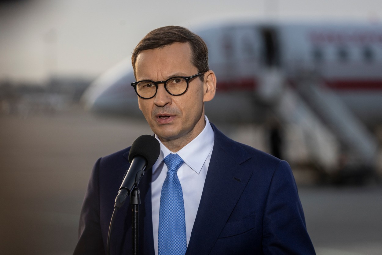 Premierul Poloniei îndeamnă liderii europeni, americani şi britanici să se deplaseze la Kiev în semn de solidaritate