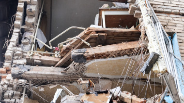 cladire distrusa de bombardament ucraina