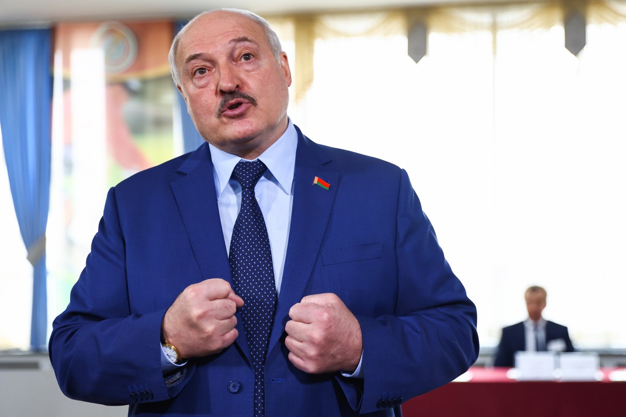Aleksandr Lukașenko: Trimiterea unor trupe de menţinere a păcii în Ucraina ar putea declanșa al Treilea Război Mondial