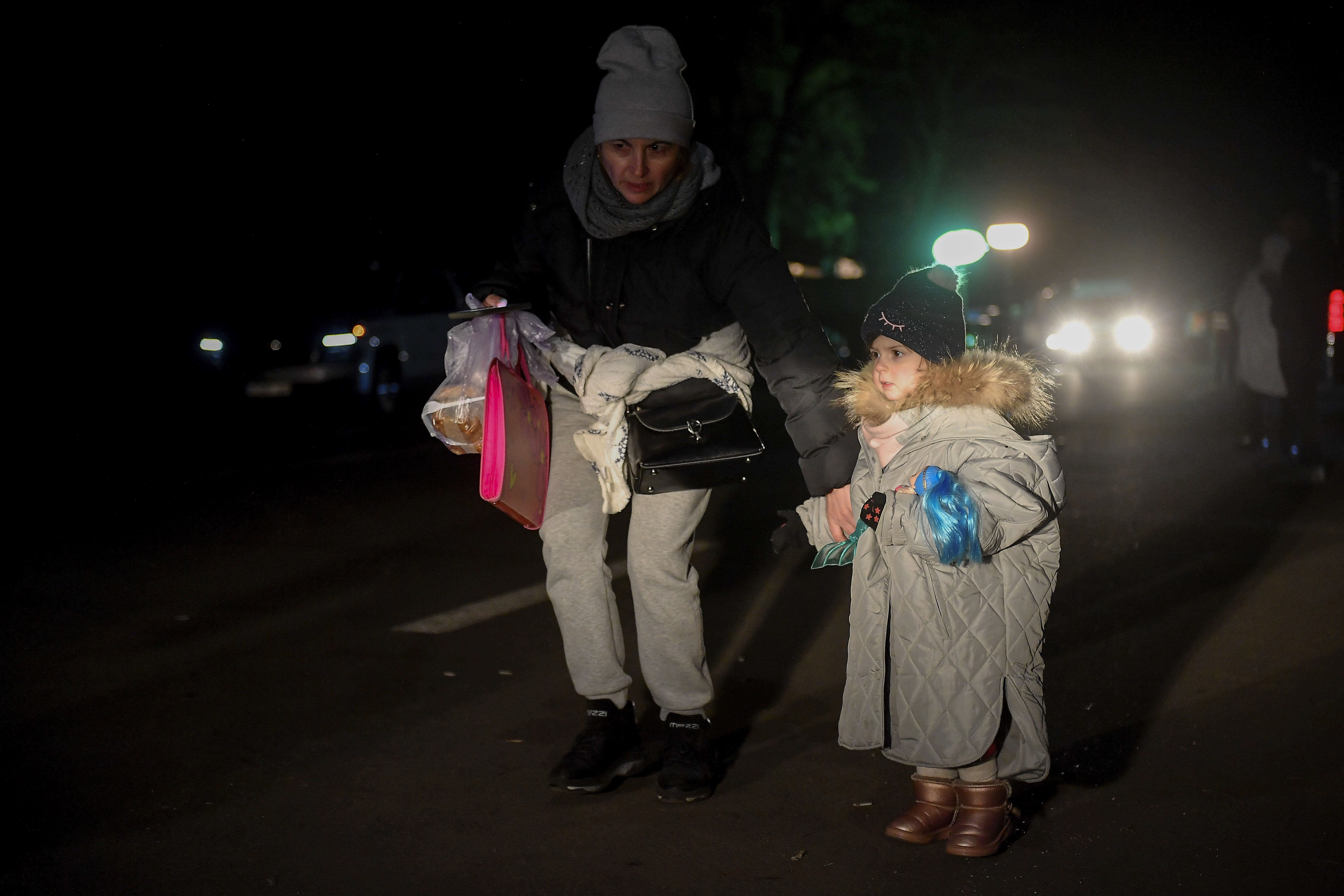 Campanie Digi24 și UNICEF pentru Ucraina. Mii de familii sunt despărțite de război, impresionați de drama lor românii le sar în ajutor