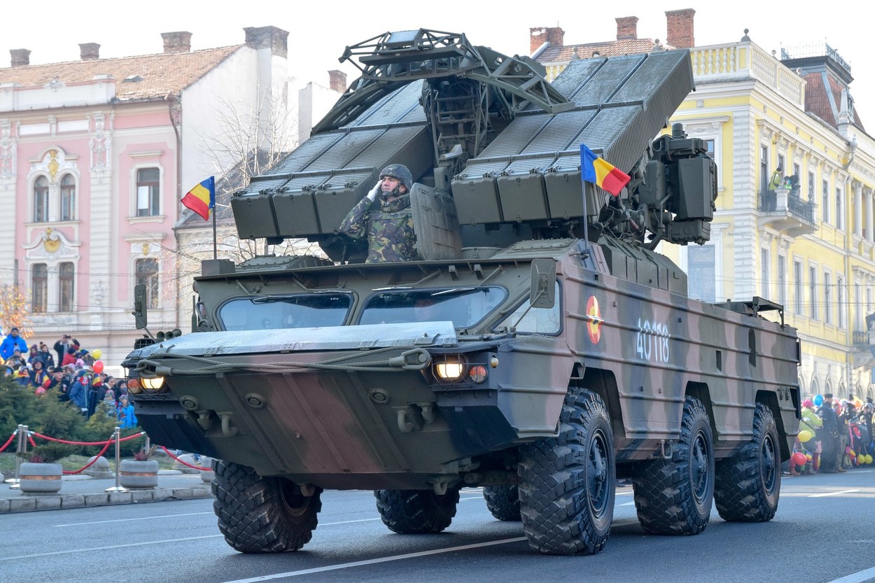INSCOP: 70% dintre români, de acord cu implicarea României în apărarea altui stat NATO dacă acesta ar fi atacat