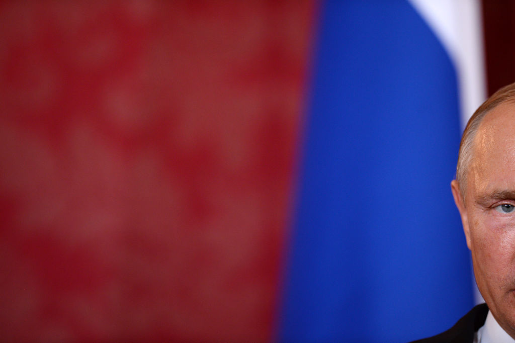 Rușinea de a fi rus: fără bani, fără fotbal, fără femei. Cum a reușit Putin să transforme Rusia în cea mai detestată țară din lume