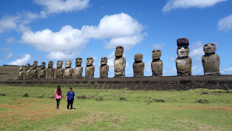 Statui Moai din Insula Paștelui