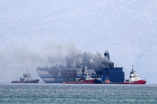incendiu feribot grecia (15)