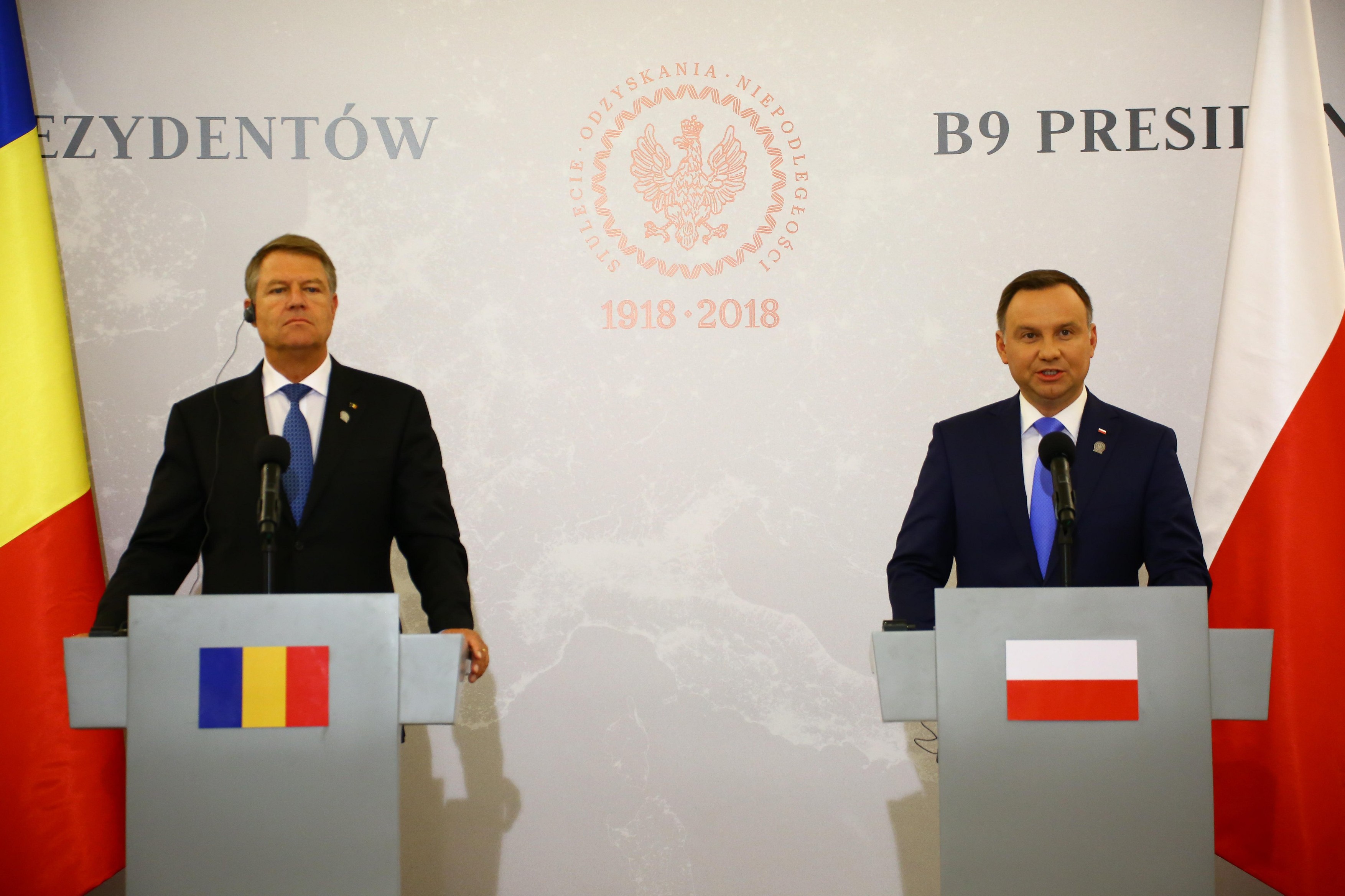 Klaus Iohannis și președintele polonez organizează vineri un summit extraordinar în format B9 privind situația din Ucraina