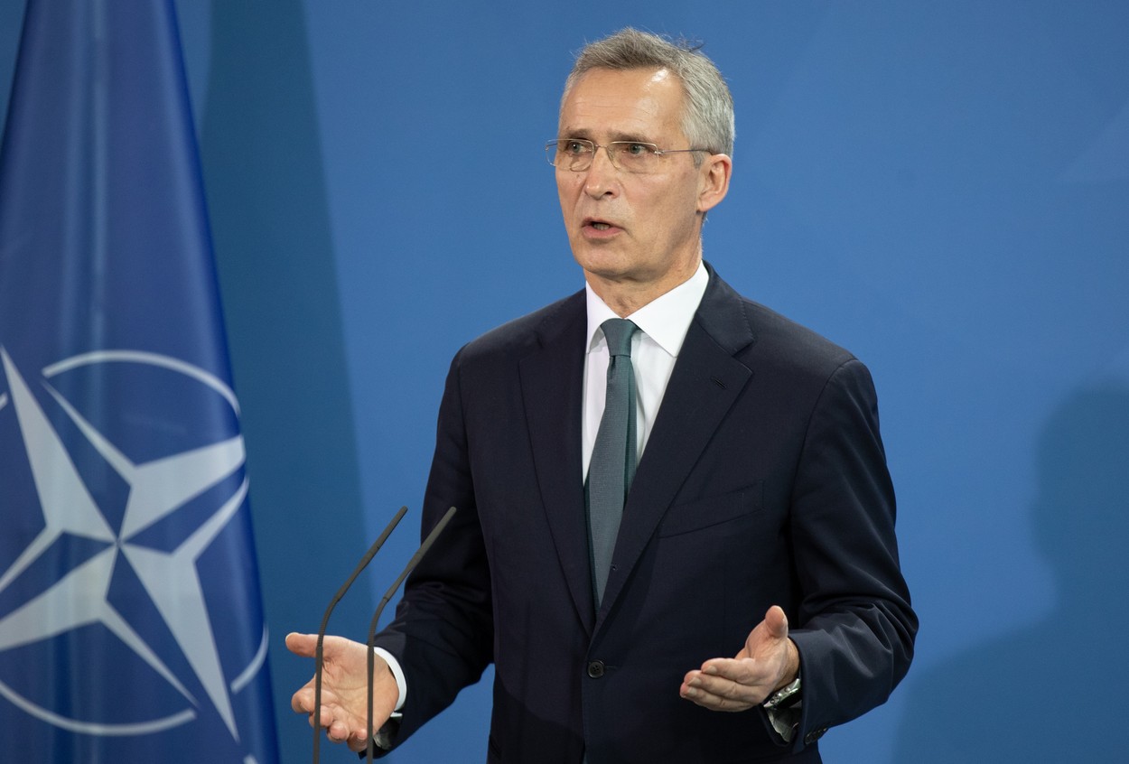 NATO se aşteaptă la un atac de mare anvergură din partea Rusiei
