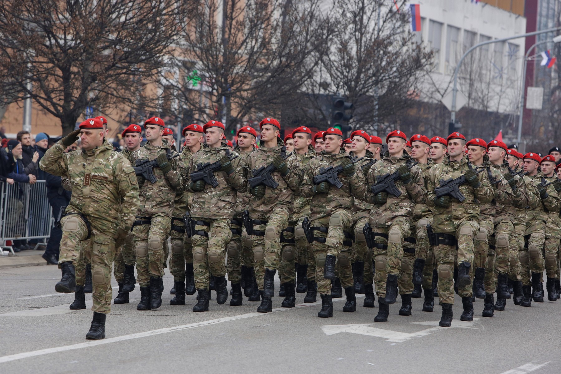 Destrămarea Bosniei, noua durere de cap a UE. Sârbii din Republica Srpska vor mai multă autonomie și amenință cu secesiunea