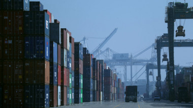 WTO Projects That Global Trade Flows Will Fall To Lowest Level In 10 Years
