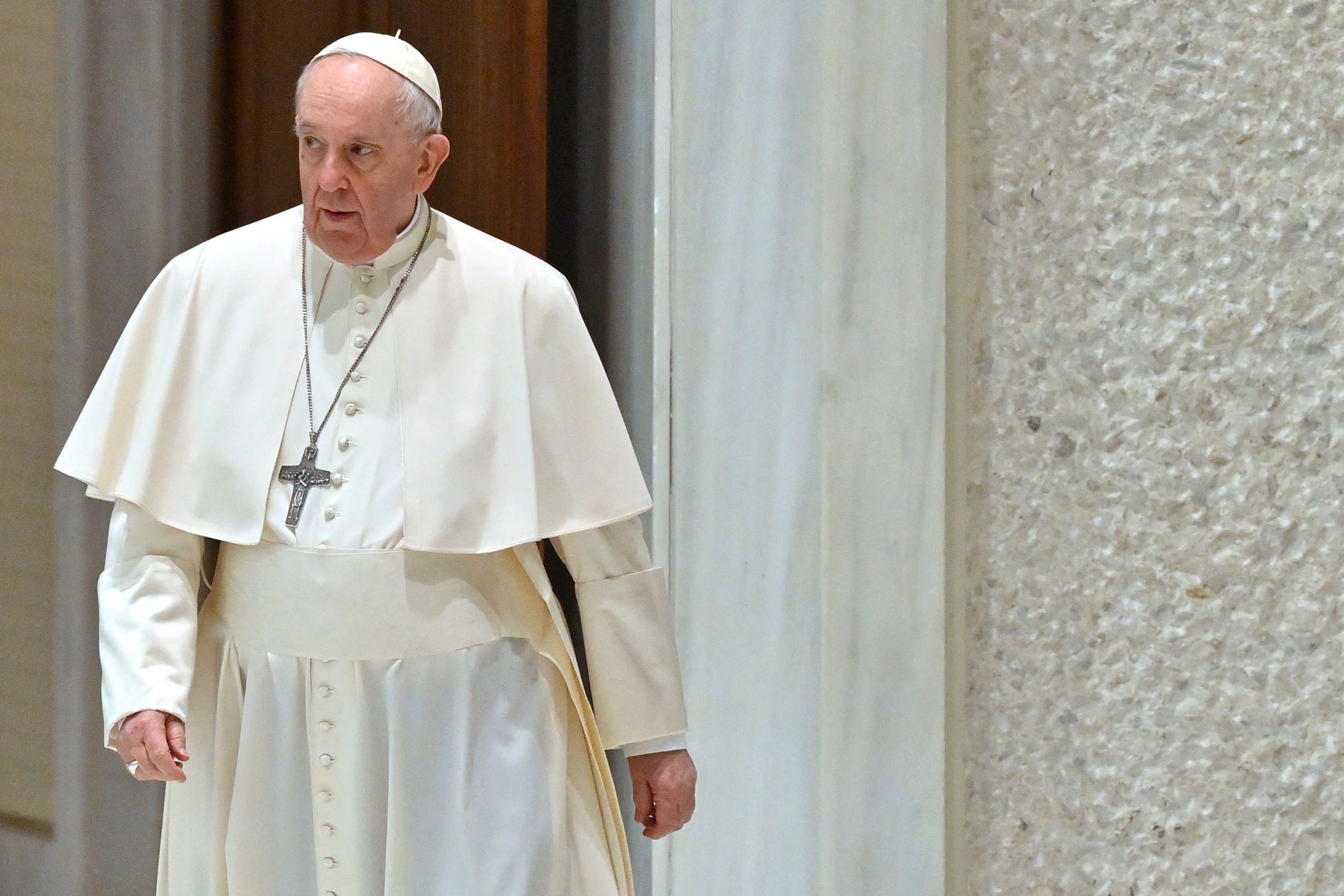 Papa Francisc: Se deschid scenarii tot mai alarmante. 2 martie să fie zi de post și rugăciune pentru pace în Ucraina