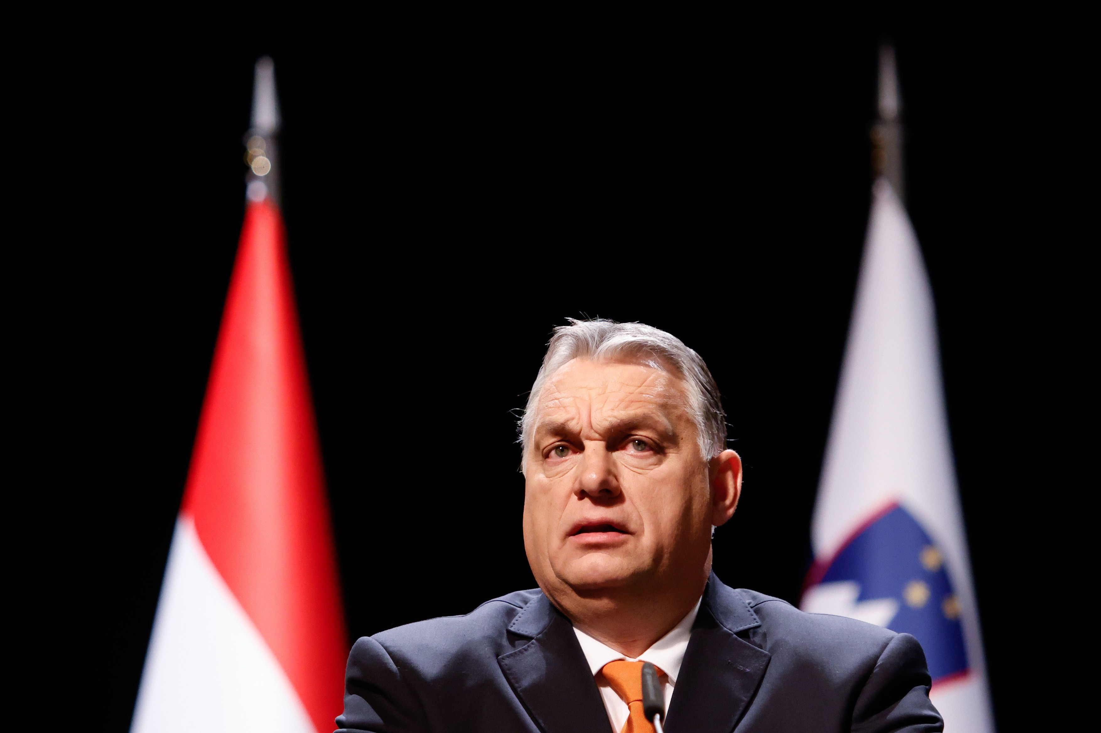 Viktor Orban numește sancțiunile împotriva Rusiei o „armă cu două tăișuri”. „NATO va apăra Ungaria dacă noi suntem gata să ne apărăm”
