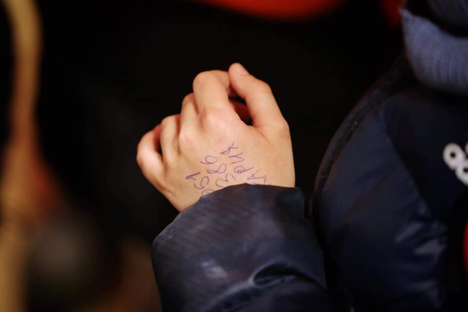 Un băiețel de 11 ani din Ucraina a ajuns singur în Slovacia, având la el doar o pungă, paşaportul şi un număr de telefon scris pe mână
