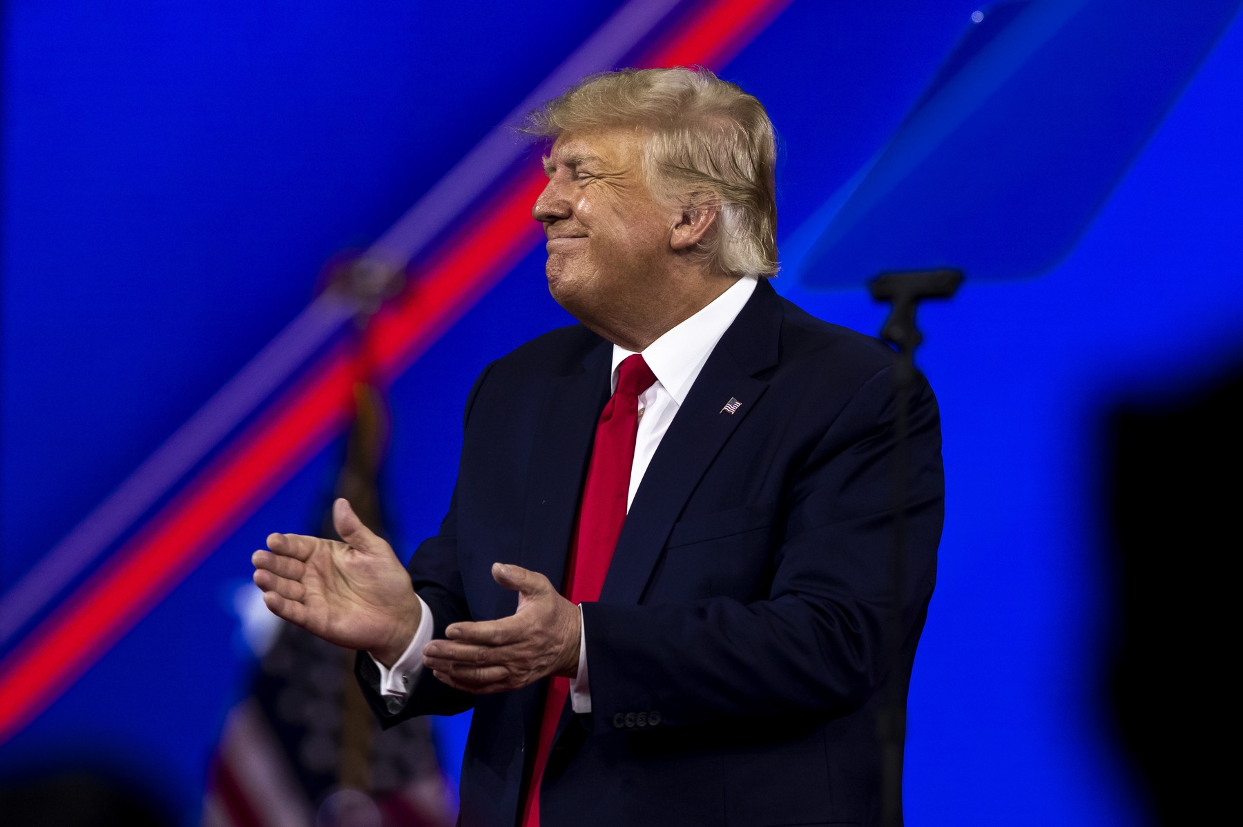 Trump a sugerat în glumă că SUA ar trebui să atace Rusia și apoi să dea vina pe China pentru a declanșa un război între cele două state