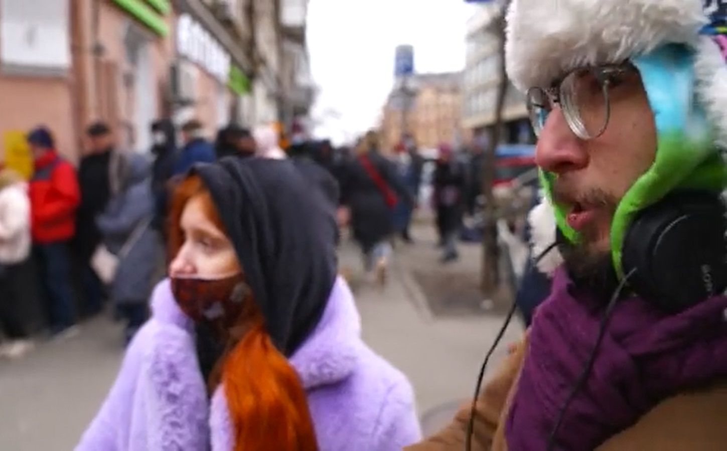 Mesajul ucrainenilor care refuză să plece din Kiev, în ciuda invaziei ruse: „Nu vă temeți de Putin”