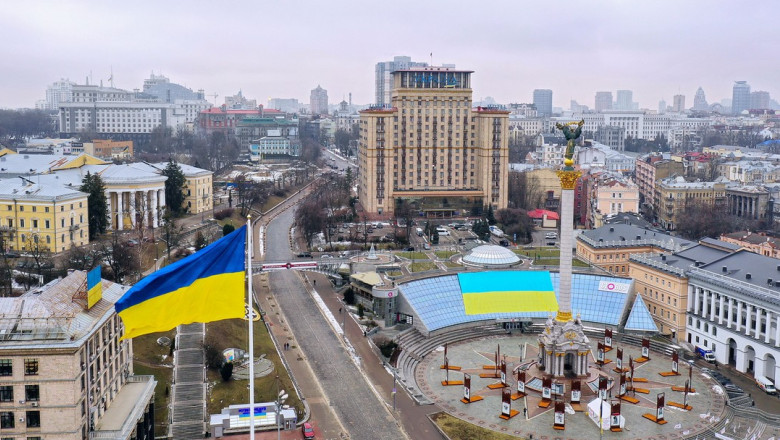 Steag al Ucrainei într-o imagine din Kiev.