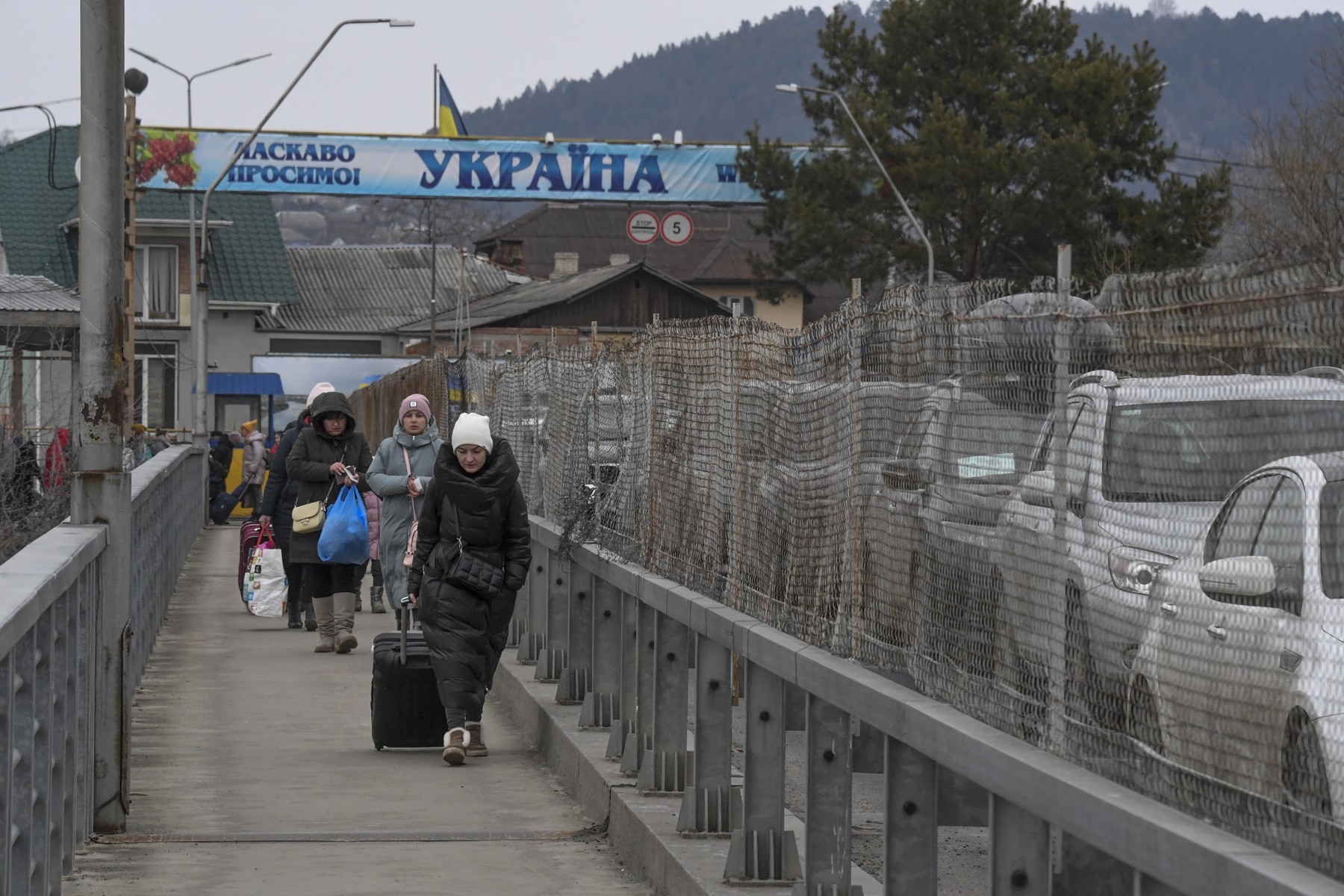 UE va trimite Ucrainei și Republicii Moldova ajutor umanitar de 100 de milioane de euro pentru refugiați