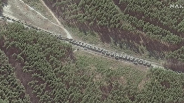 Convoi militar rus în Ucraina, văzut din satelit.