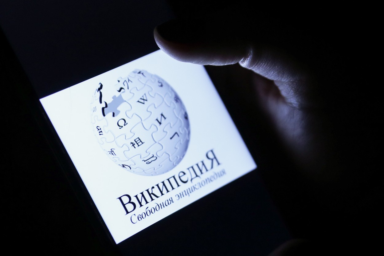 Rusia amenință că blochează Wikipedia pentru articolul despre invazia în Ucraina
