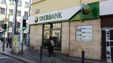 Sucursală a Sberbank cu sigla bancii