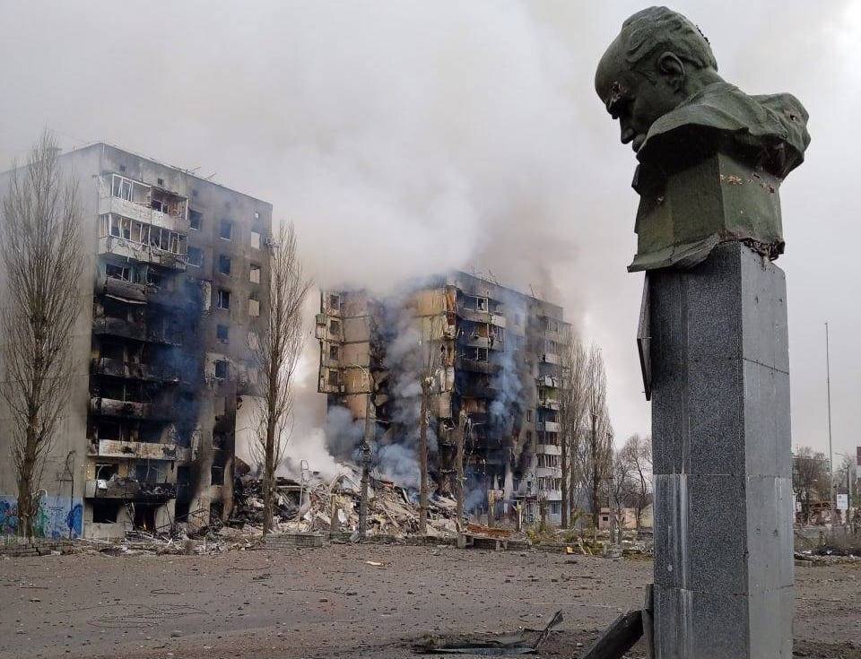 Ucraina și Rusia au convenit un armistițiu parțial și coridoare umanitare. Zelenski îl cheamă pe Putin la negocieri directe