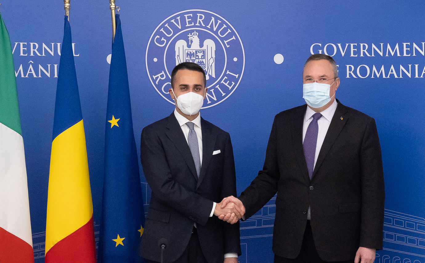 Ciucă, întâlnire cu ministrul italian de externe. Au discutat despre agresiunea Rusiei în Ucraina și creșterea independenței energetice