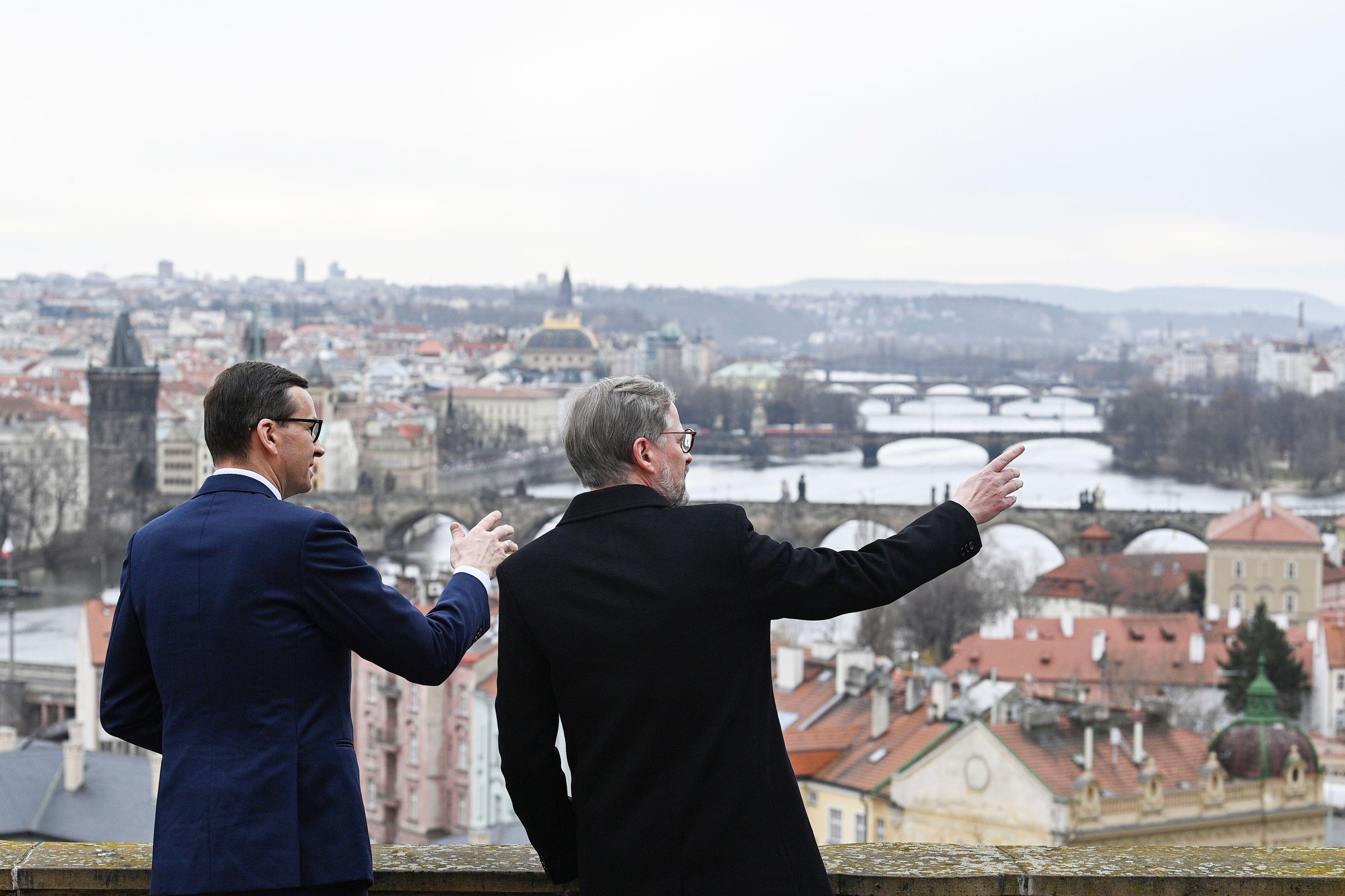 Prim-miniștrii Cehiei, Poloniei și Sloveniei merg la Kiev să se întâlnească cu Zelenski