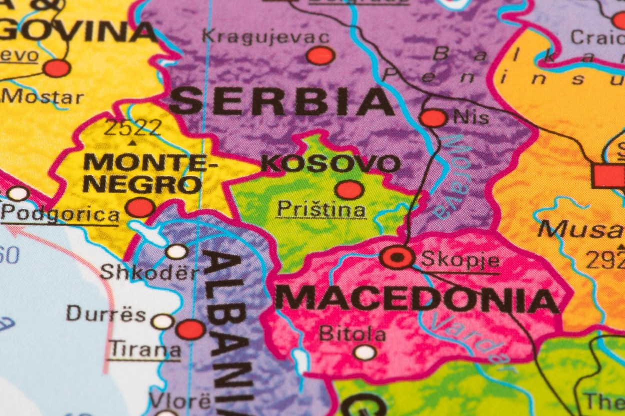 UE își suplimentează efectivele misiunii din Kosovo pentru a sprijini trupele NATO și poliția locală