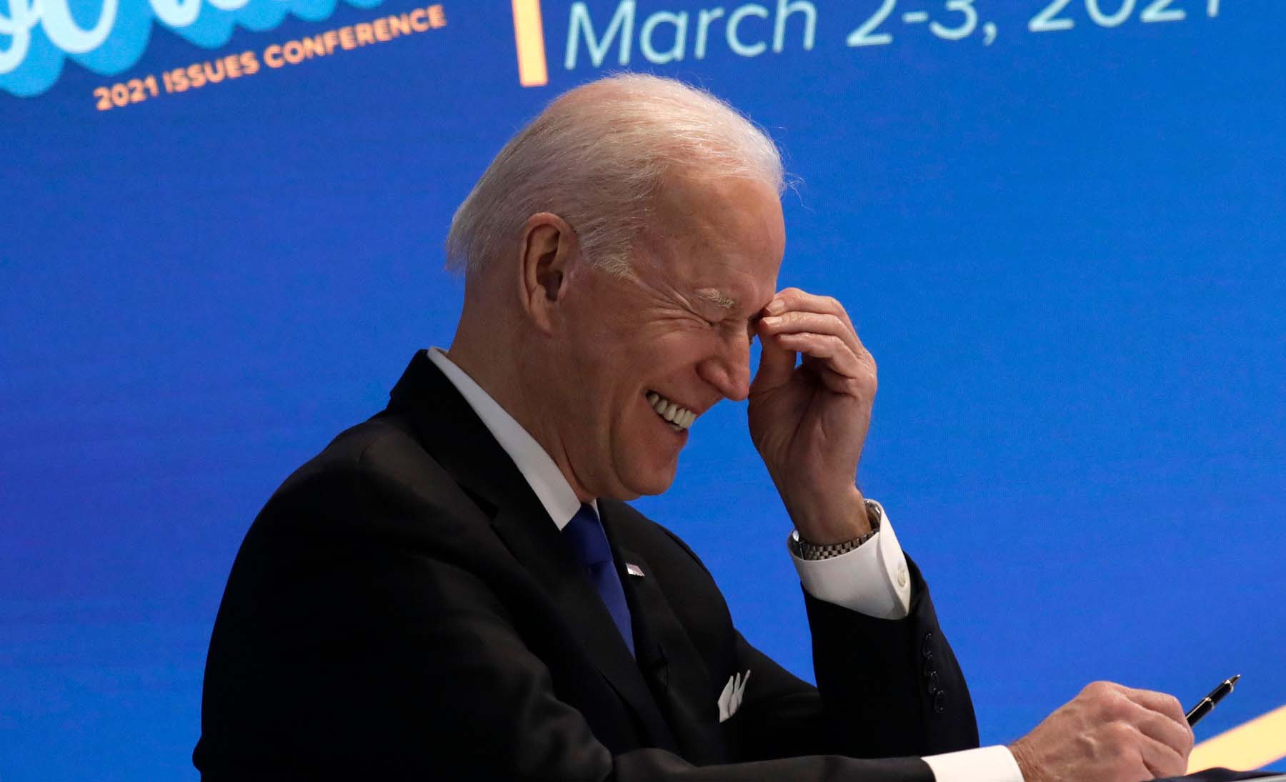 Biden bagatelizează scandalul documentelor confidenţiale găsite la el acasă: „Au fost depozitate în locul nepotrivit”