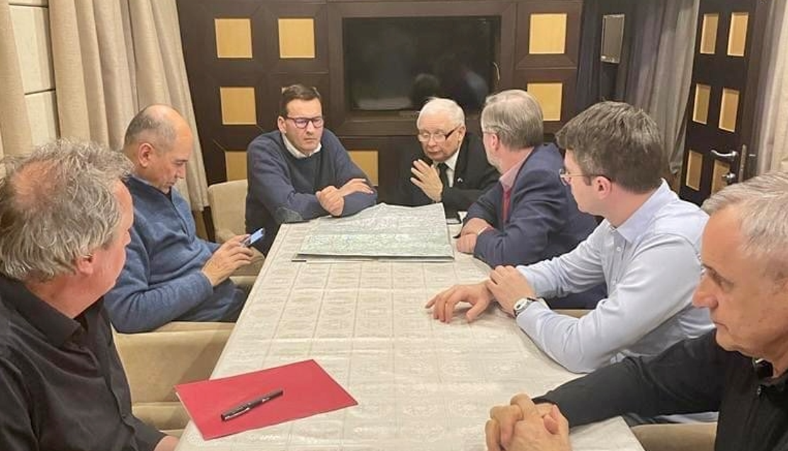 Premierii Cehiei, Poloniei și Sloveniei au ajuns cu trenul la Kiev pentru întâlnirea cu Zelenski